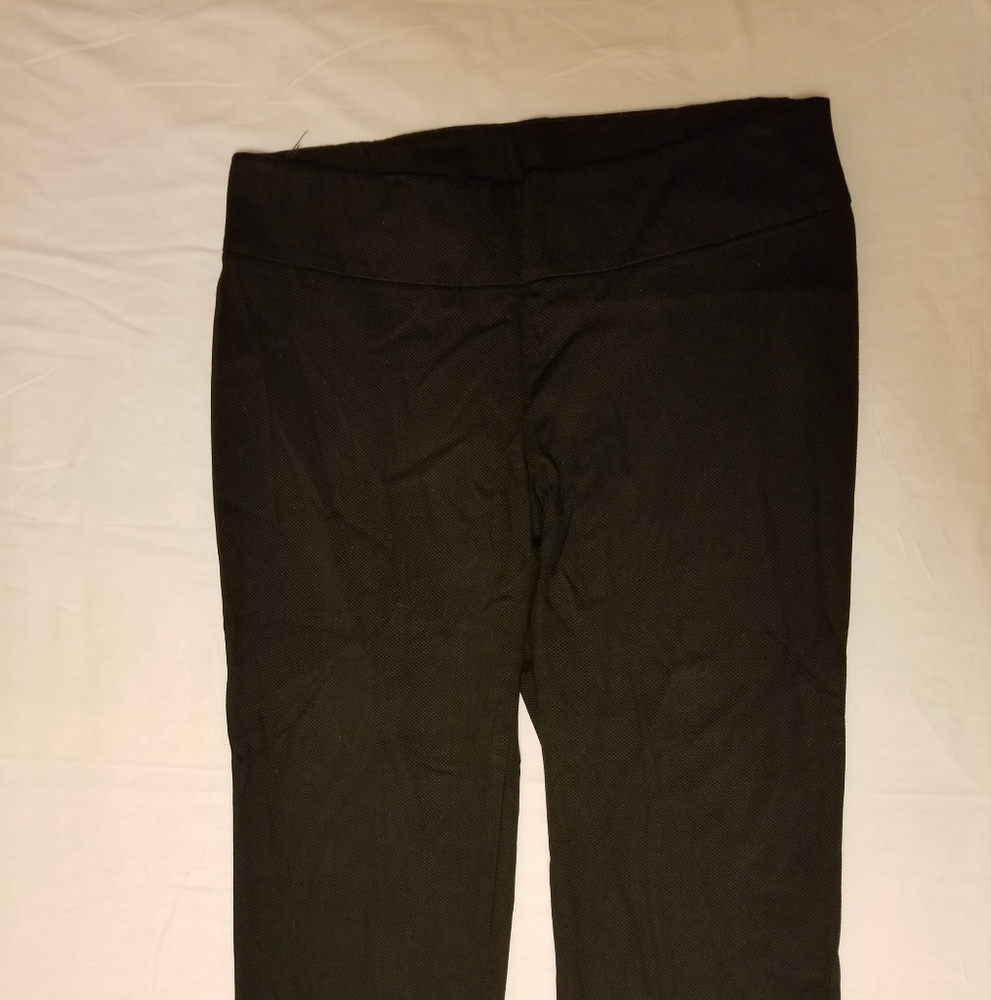 Motherhood Maternity Capris size M
